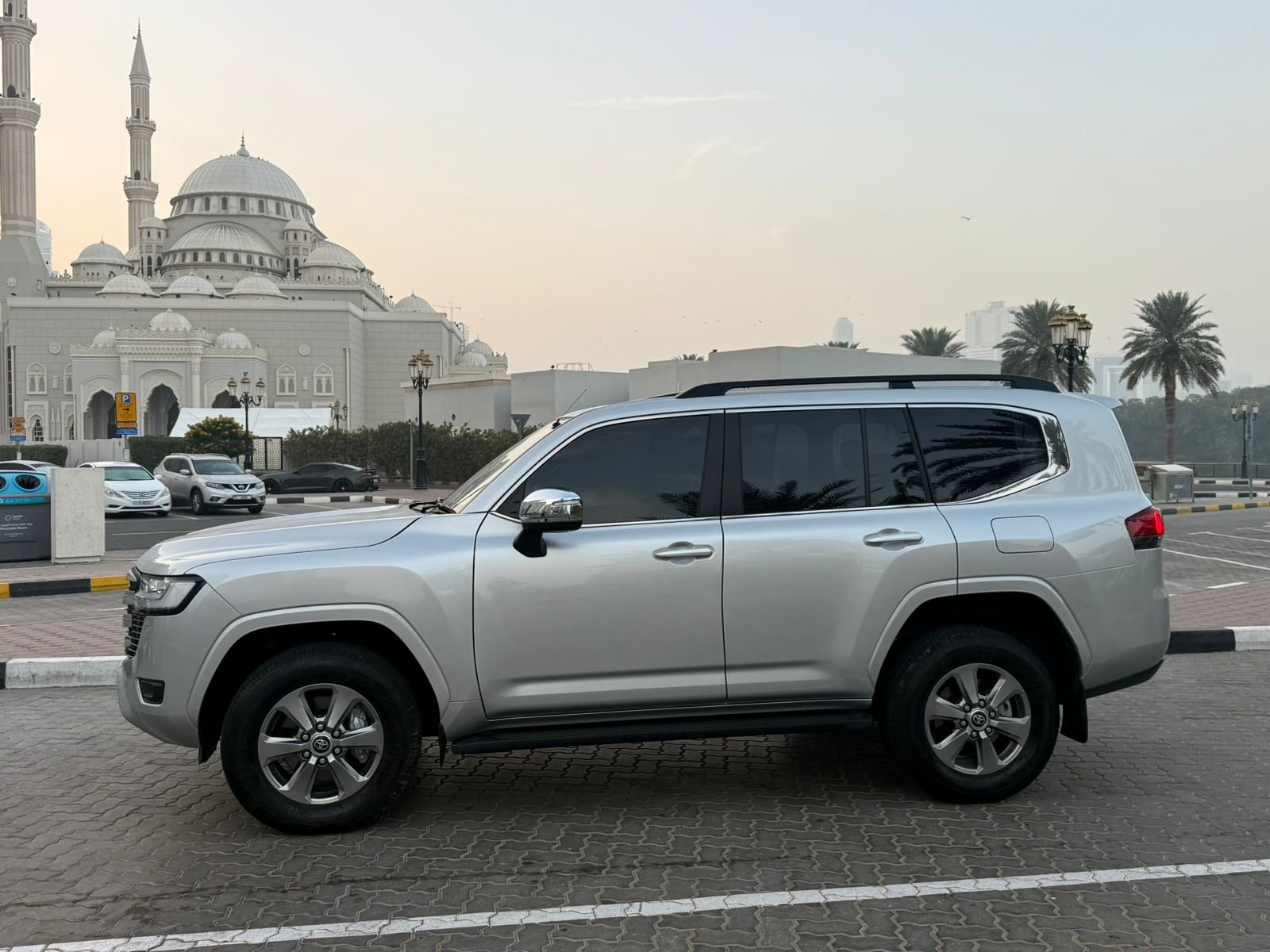 SOLD Land Cruiser 300 VX 2024 image